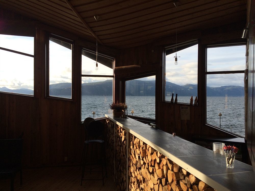 Brekkestranda Fjordhotel Brekke  エクステリア 写真